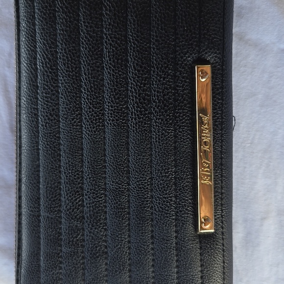 Betsey Johnson Wristlet - Picture 2 of 13